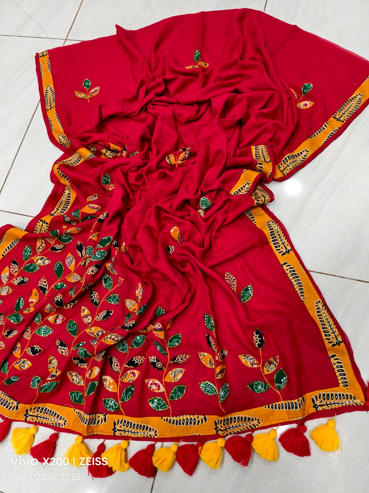 EXCLUSIVE APPLIQUE WORK MUL COTTON SAREE