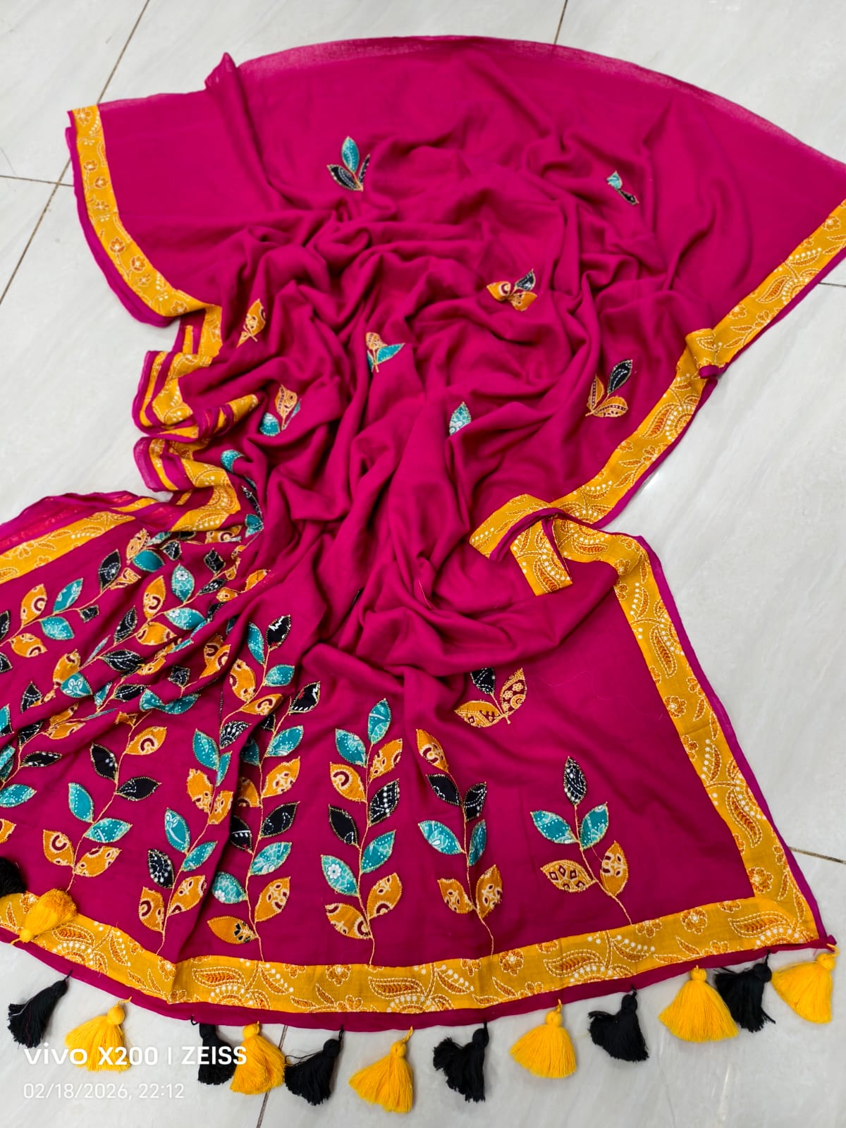 EXCLUSIVE APPLIQUE WORK MUL COTTON SAREE