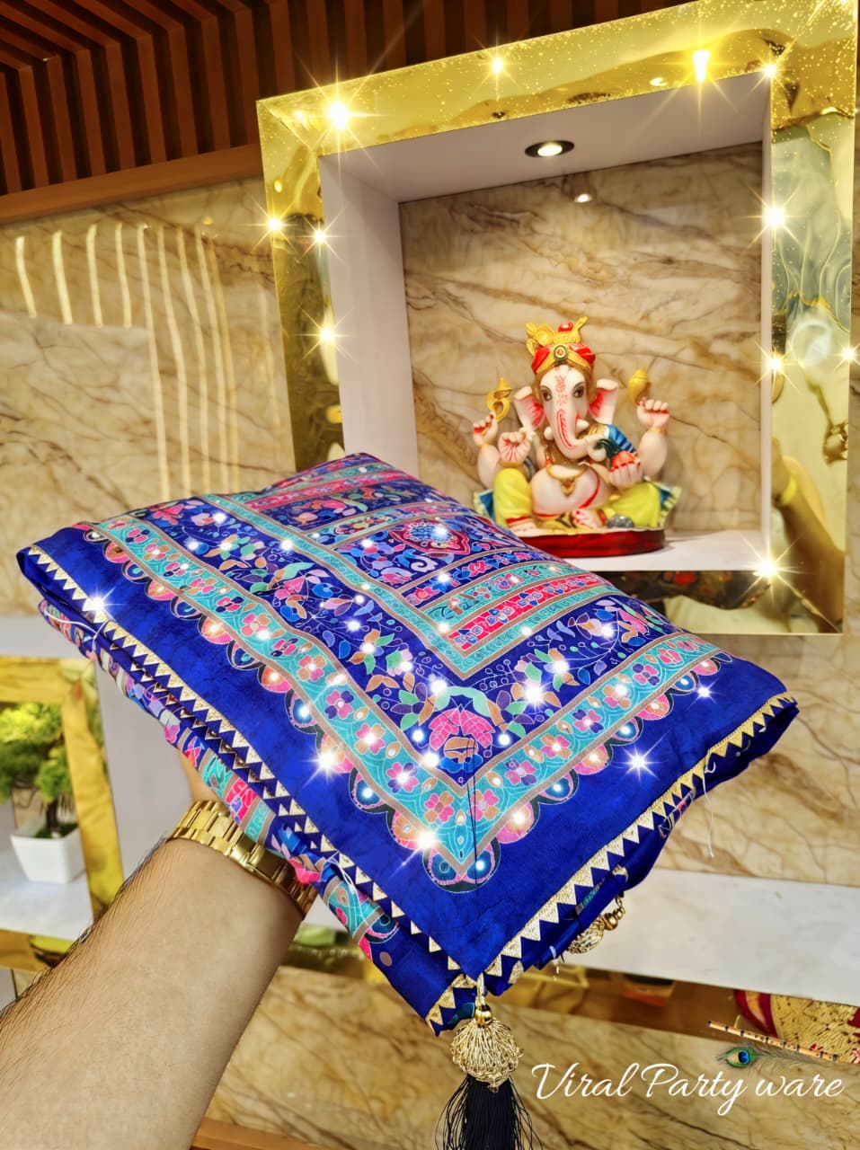 VIRAL PARTY WEAR SAREE