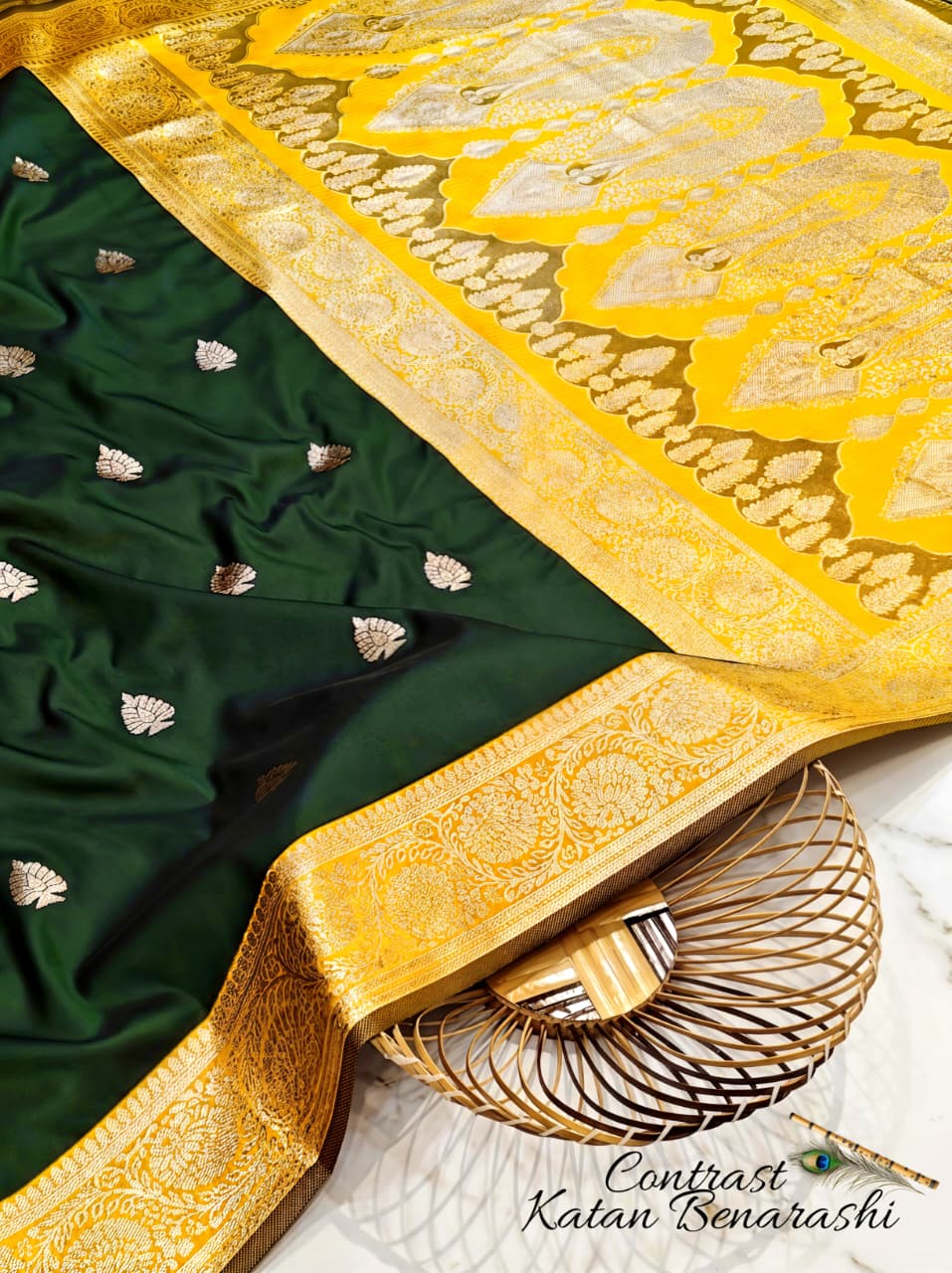 CONTRAST BRIDAL BEANARASI SAREE