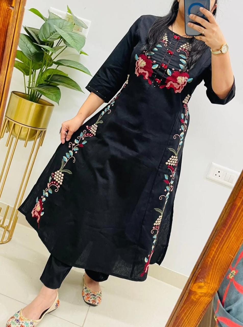 Heavy embroidery top pant set