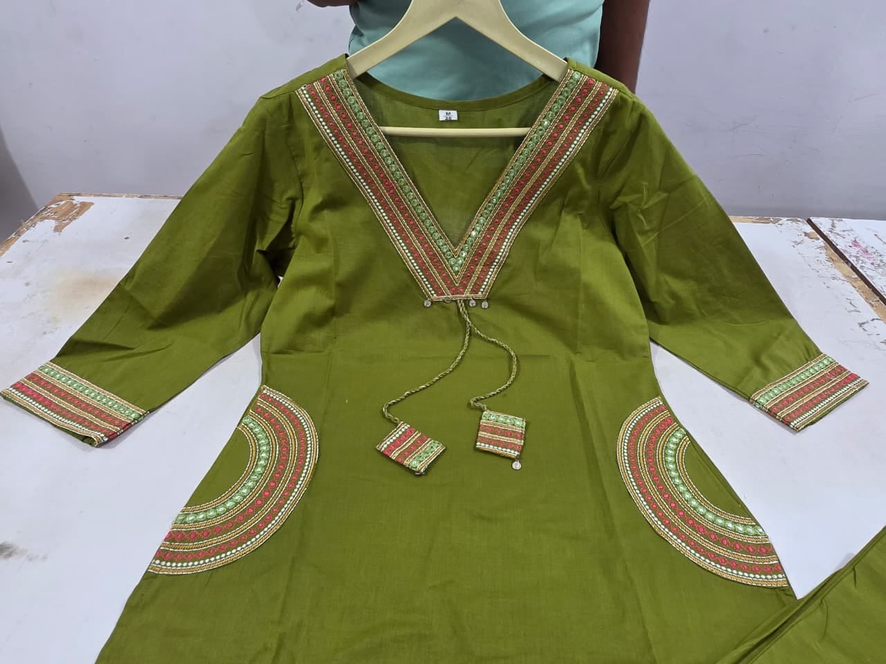 *Women's printed cotton kurta & pant set