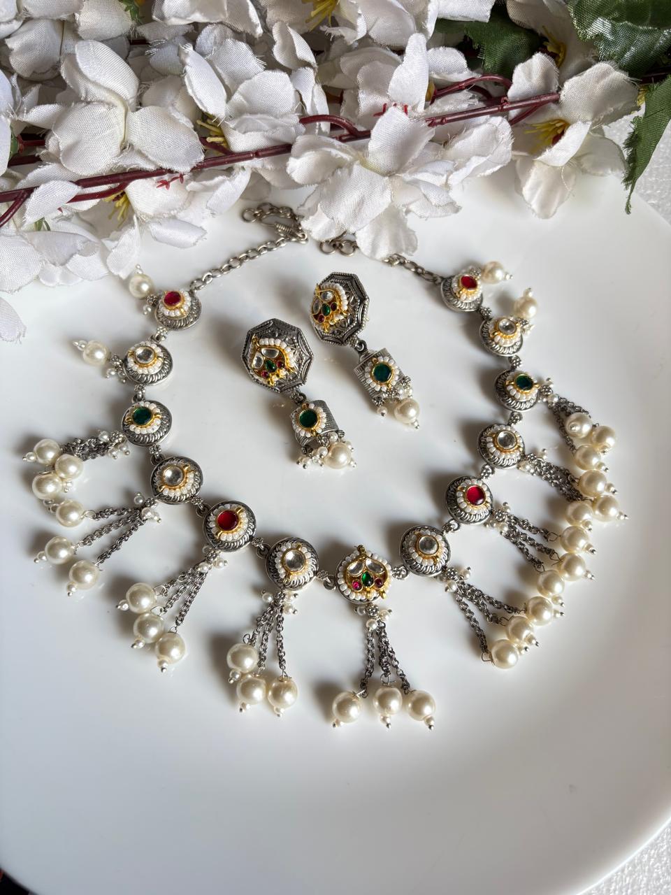 Dual-Tone Kundan Fusion Necklace Set