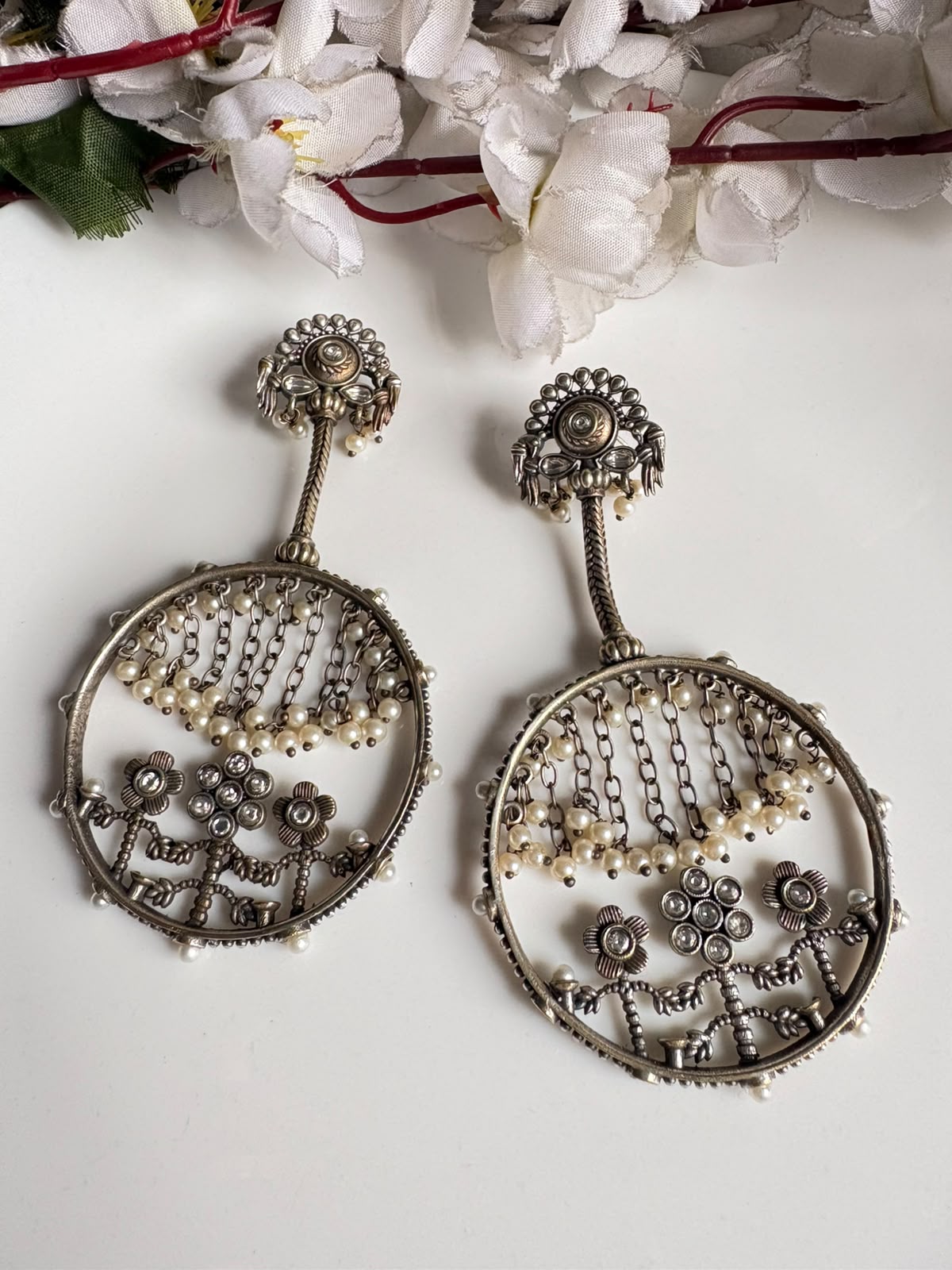 SILVER LOOK ALIKE STATEMENT EARRING